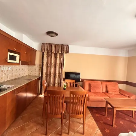 Phoenix Spa Apartman House Hévíz