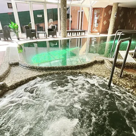 Phoenix Spa Apartman House * Hévíz