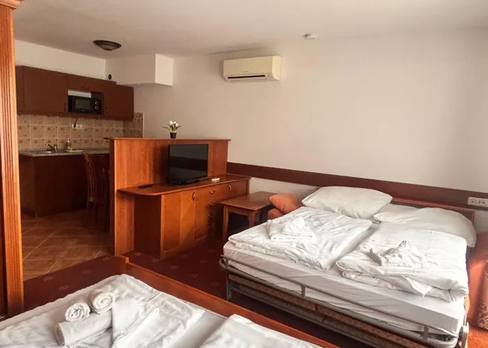 公寓 Phoenix House *