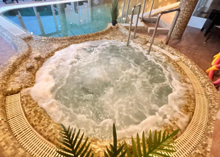 Phoenix House Hévíz